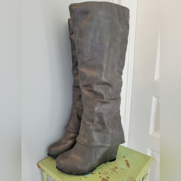 NWOB SZ 5 Breckelle's leather tall boots. - Picture 5 of 5